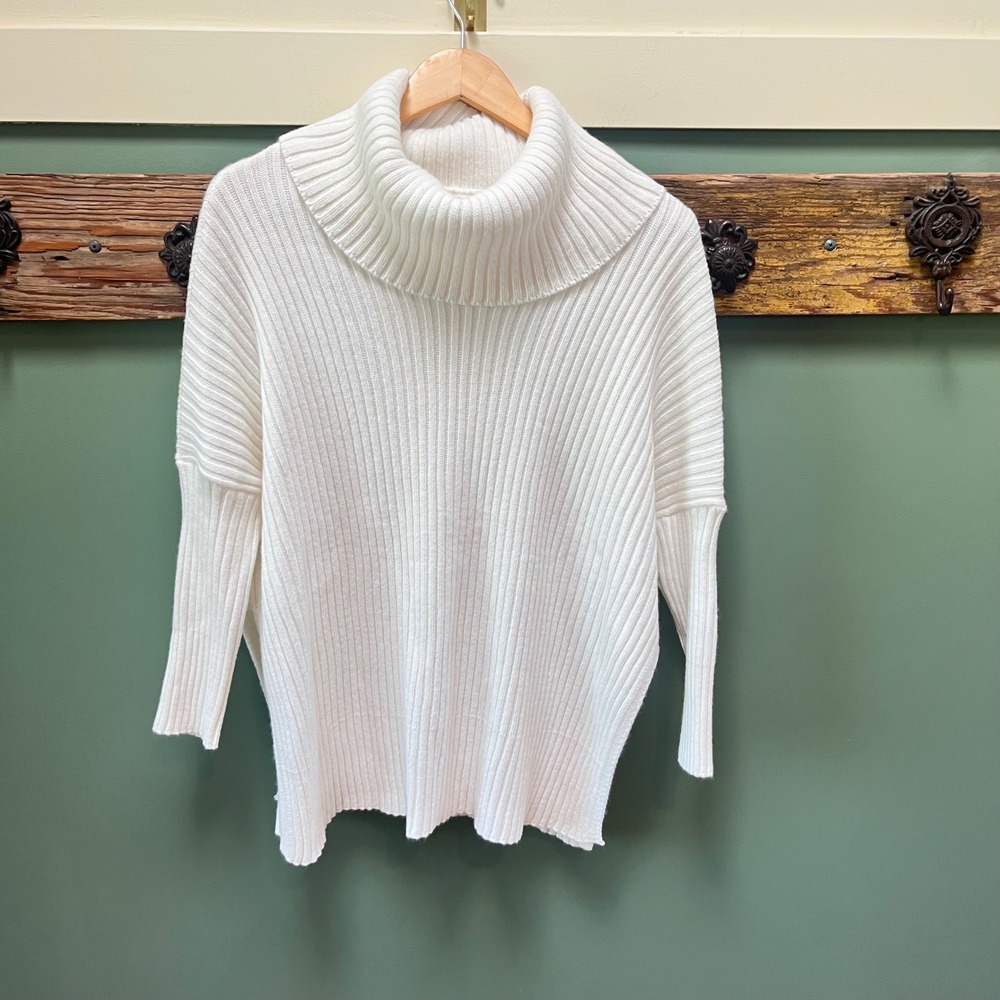 Mer-Sea White New Yorker Ribbed Turtleneck Oversized Dolman Sweater One Size‎ OS